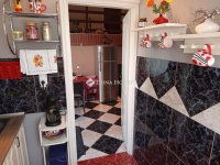 Eladó családi ház, Vecsésen 148 M Ft, 3 szobás