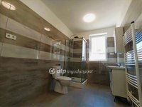 Eladó családi ház, Gyöngyösön 80.5 M Ft, 3+1 szobás