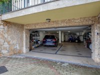 Eladó családi ház, Budakeszin 360 M Ft, 10 szobás