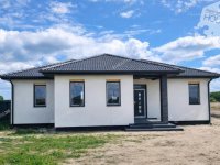 Eladó családi ház, Kiskunfélegyházán 46.99 M Ft, 4 szobás