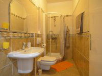 Eladó hotel, Balatonföldváron 995 M Ft / költözzbe.hu