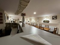 Eladó üzlethelyiség, Izsákon 95.9 M Ft, 3 szobás