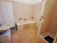 Eladó családi ház, Tápiószecsőn 68 M Ft, 4 szobás