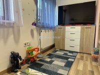 Eladó téglalakás, X. kerületben 59.99 M Ft, 3 szobás