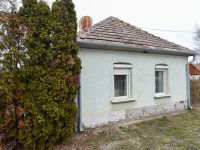 Eladó családi ház, Tüskeváron 8.99 M Ft, 1 szobás
