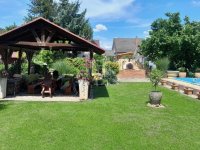 Eladó családi ház, Szegeden 199 M Ft, 5 szobás