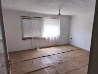 Eladó családi ház, Szeghalmon 16 M Ft, 4 szobás