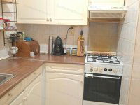 Eladó panellakás, Szolnokon 26.8 M Ft, 2+1 szobás