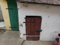 Eladó családi ház, Pécsett 18.99 M Ft, 1 szobás