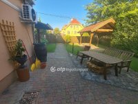 Eladó családi ház, Alsónémediben 169.9 M Ft, 7 szobás