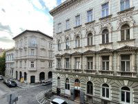 Eladó téglalakás, VI. kerületben 89 M Ft, 2 szobás