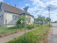 Eladó családi ház, Tápiószecsőn 68 M Ft, 4 szobás