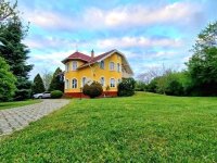 Eladó családi ház, Gyömrőn 219 M Ft, 10 szobás
