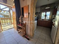 Eladó családi ház, Pécsett 66.9 M Ft, 5 szobás