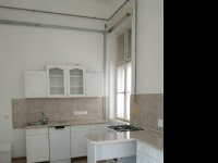 Kiadó téglalakás, albérlet, VII. kerületben, Kertész utcában