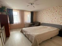 Eladó családi ház, Velencén 220 M Ft, 4 szobás