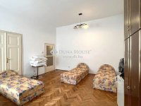 Eladó téglalakás, Szombathelyen 69 M Ft, 4 szobás