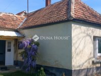 Eladó ikerház, Keszthelyen 29.9 M Ft, 1 szobás