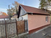 Eladó családi ház, Kunszentmiklóson 28.5 M Ft, 1 szobás