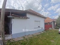 Eladó családi ház, Fegyverneken 10.3 M Ft, 1+1 szobás