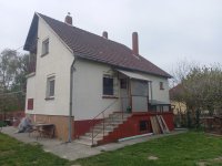 Eladó családi ház, Nagybaracskán 33.2 M Ft, 5 szobás
