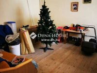 Eladó családi ház, Leányváron 69.99 M Ft, 5 szobás