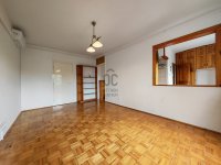 Eladó panellakás, Székesfehérvárott 56 M Ft, 4 szobás