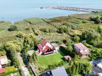 Eladó családi ház, Balatonfenyvesen 389.9 M Ft, 4 szobás