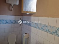 Eladó családi ház, Monoron 47.99 M Ft, 2 szobás