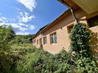 Eladó üzlethelyiség