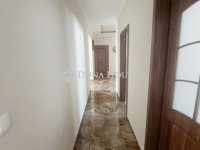 Eladó családi ház, Dunakeszin 250 M Ft, 4 szobás