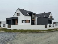 Eladó ikerház, Szombathelyen 169 M Ft, 5 szobás