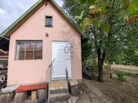 Eladó családi ház, Győrött 11 M Ft, 1 szobás