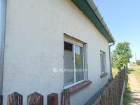 Eladó családi ház, Tiszapüspökin 9.9 M Ft, 2 szobás