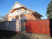 Eladó családi ház