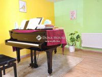 Eladó családi ház, Nagykovácsiban 219 M Ft, 7 szobás