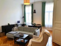 Eladó téglalakás, VI. kerületben 117.9 M Ft, 4 szobás