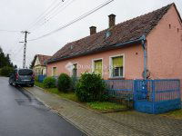 Eladó családi ház