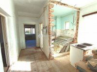 Eladó családi ház, Újkéren 21.5 M Ft, 2 szobás