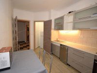 Eladó téglalakás, Győrött 75 M Ft, 3 szobás