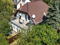 Eladó családi ház, Zamárdiban 179.9 M Ft, 8 szobás