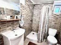 Eladó téglalakás, Pécsett 49.9 M Ft, 3 szobás