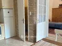 Eladó családi ház, Pécsett 89.9 M Ft, 3 szobás