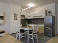 Eladó téglalakás, VIII. kerületben 120 M Ft, 3 szobás