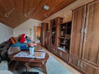 Eladó családi ház, Ászáron 64.9 M Ft, 5 szobás