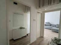 Eladó téglalakás, Komlón 32 M Ft, 2 szobás