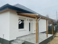 Eladó családi ház, Gárdonyban 84.9 M Ft, 3 szobás