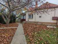 Eladó családi ház, Keszthelyen 84.99 M Ft, 3 szobás