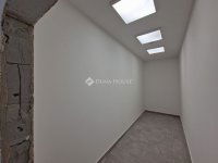 Eladó üzlethelyiség, VIII. kerületben 74.9 M Ft