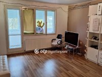 Eladó téglalakás, Szekszárdon 33 M Ft, 2 szobás